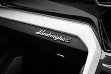 Lamborghini Urus V8 BiTurbo - U1535