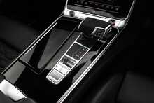 Audi RS6 Avant V8 Carbon Black - U1538