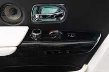 Rolls-Royce Phantom V12 - U1542