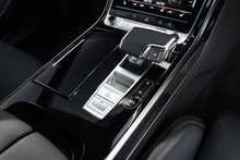 Audi A8 TFSIe V6 Black Edition - U1544