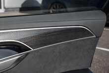 Audi A8 TFSIe V6 Black Edition - U1544