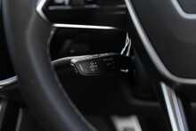 Audi A8 TFSIe V6 Black Edition - U1544