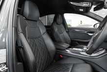 Audi A8 TFSIe V6 Black Edition - U1544