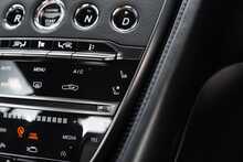 Aston Martin DB11 V12 AMR - U1578