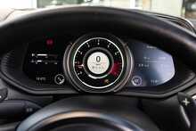 Aston Martin DB11 V12 AMR - U1578