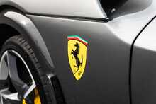 Ferrari Purosangue V12 - U1590