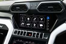 Lamborghini Urus V8 BiTurbo - U1606