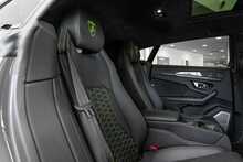 Lamborghini Urus V8 - U1611