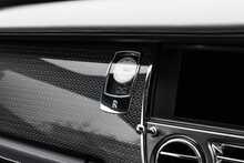 Rolls-Royce Wraith V12 Black Badge - U1614