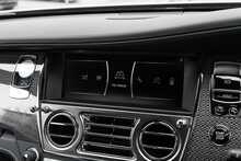 Rolls-Royce Wraith V12 Black Badge - U1614