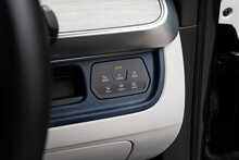 Volkswagen ID. Buzz Pro Style - U1629