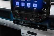 Volkswagen ID. Buzz Pro Style - U1630