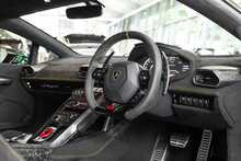 Lamborghini Huracan V10 LP 640-4 Performante - U1631
