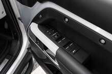 Land Rover Defender 110 D300 X-Dynamic HSE - U1648