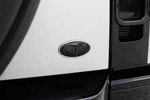 Land Rover Defender 110 D300 X-Dynamic HSE - U1648