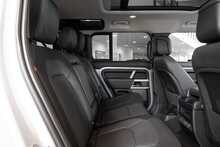 Land Rover Defender 110 D300 X-Dynamic HSE - U1648