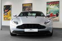 Aston Martin DB11 V12 - U1652