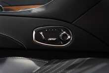 Aston Martin DB11 V12 - U1652