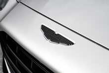 Aston Martin DBX V8 707 - U1658