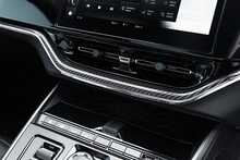 Aston Martin DBX V8 707 - U1658