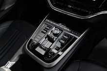 Aston Martin DBX V8 707 - U1658