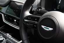 Aston Martin DBX V8 707 - U1658