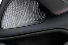 Aston Martin DBX V8 707 - U1658