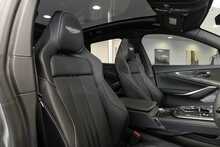 Aston Martin DBX V8 707 - U1658