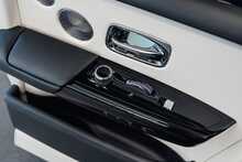 Rolls-Royce Phantom V12 - U1683