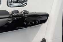 Rolls-Royce Phantom V12 - U1683