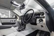 Rolls-Royce Phantom V12 - U1683