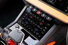 Lamborghini Urus V8 BiTurbo SE - U1686