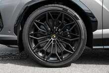 Lamborghini Urus V8 BiTurbo SE - U1686