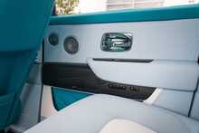 Rolls-Royce Cullinan V12 Black Badge - U1689