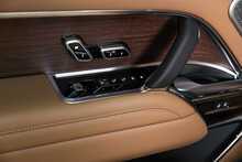 Land Rover Range Rover P400 MHEV Autobiography - U1700