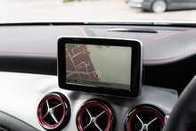 Mercedes-Benz GLA GLA45 AMG - U1707