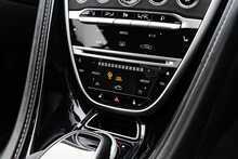 Aston Martin DB11 V12 - U1718