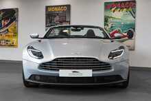 Aston Martin DB11 V8 Volante - U1722