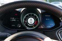 Aston Martin Vantage V8 - U1727