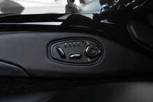 Aston Martin Vantage V8 - U1727