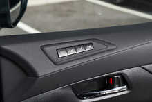 Toyota Alphard V6 Executive Lounge - U1731