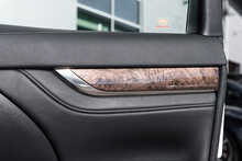 Toyota Alphard V6 Executive Lounge - U1731