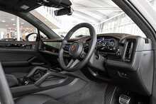 Porsche Cayenne T V8 GTS - U1733