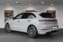 Porsche Cayenne T V8 GTS - U1733