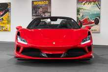 Ferrari F8 Spider T V8 - U1738