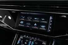 Audi Q8 TFSI V6 Vorsprung - U1746