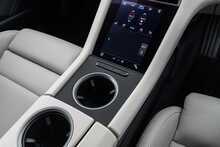 Porsche Taycan Performance 4S - U1749