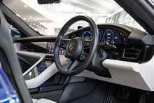 Porsche Taycan Performance 4S - U1749