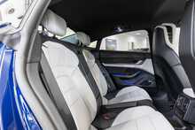 Porsche Taycan Performance 4S - U1749