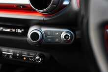 Ferrari 812 Superfast V12 - U1757